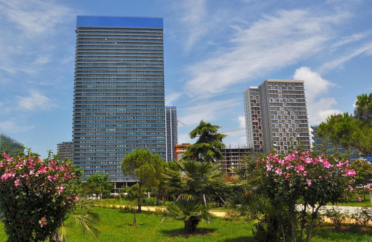 Orbi Beach Tower Aparts Батуми Екстериор снимка