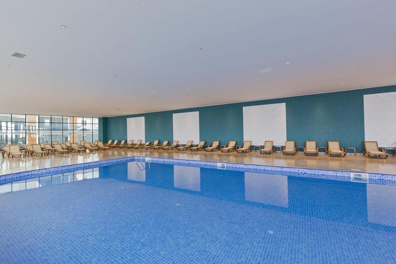 Orbi Beach Tower Aparts Батуми Екстериор снимка