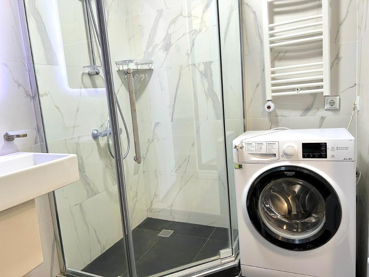 Orbi Beach Tower Aparts Батуми Екстериор снимка