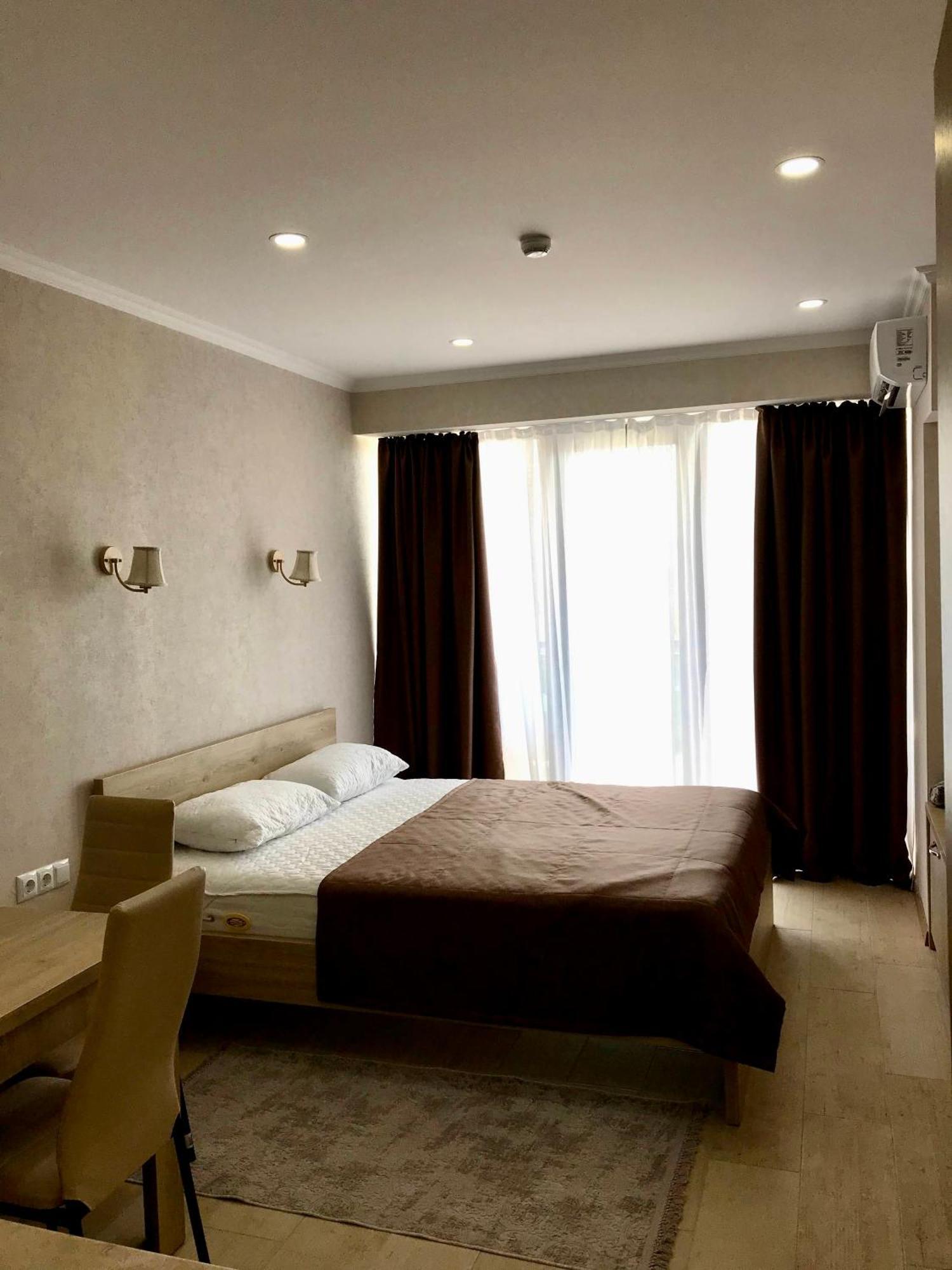 Orbi Beach Tower Aparts Батуми Екстериор снимка