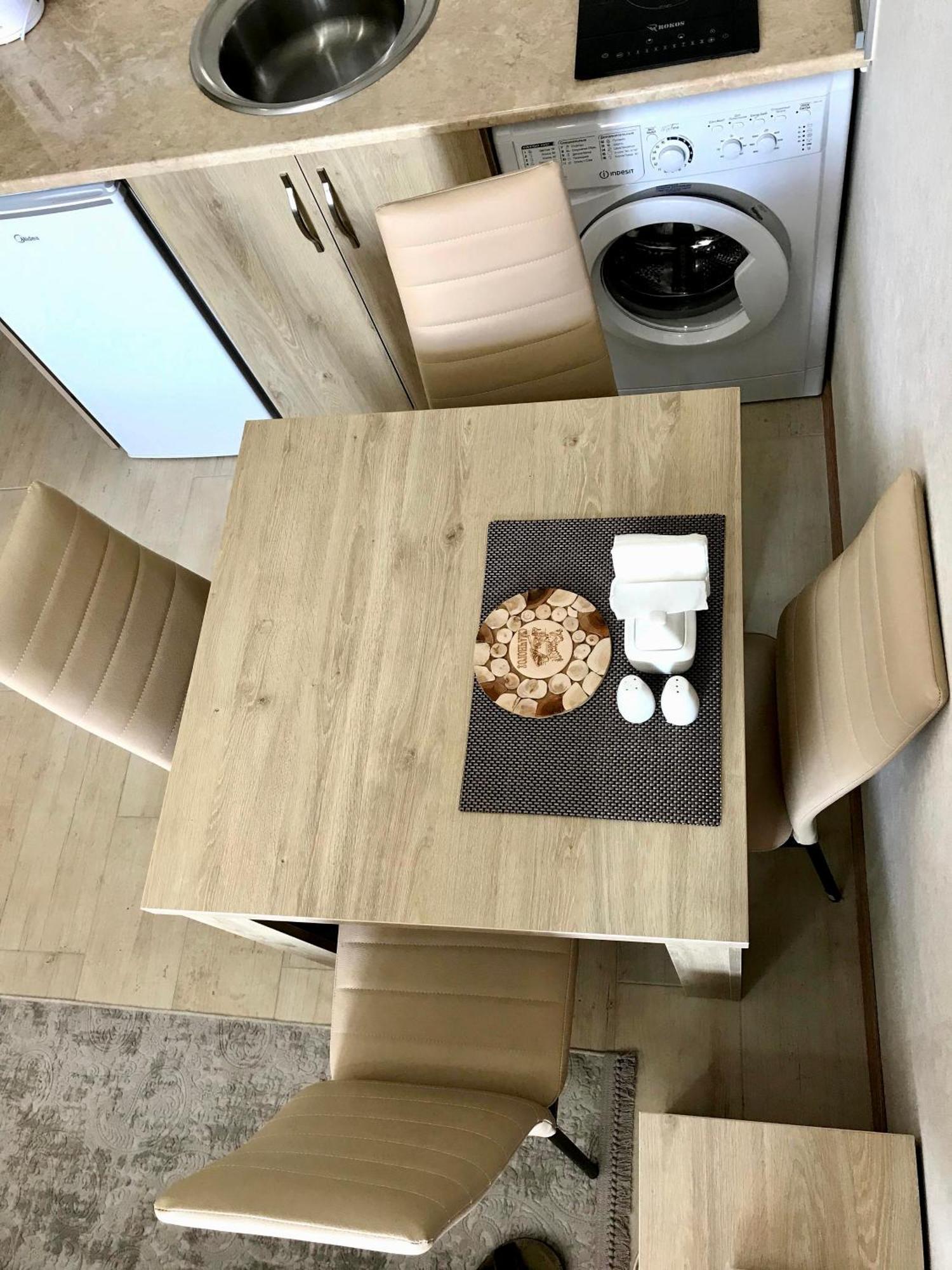 Orbi Beach Tower Aparts Батуми Екстериор снимка