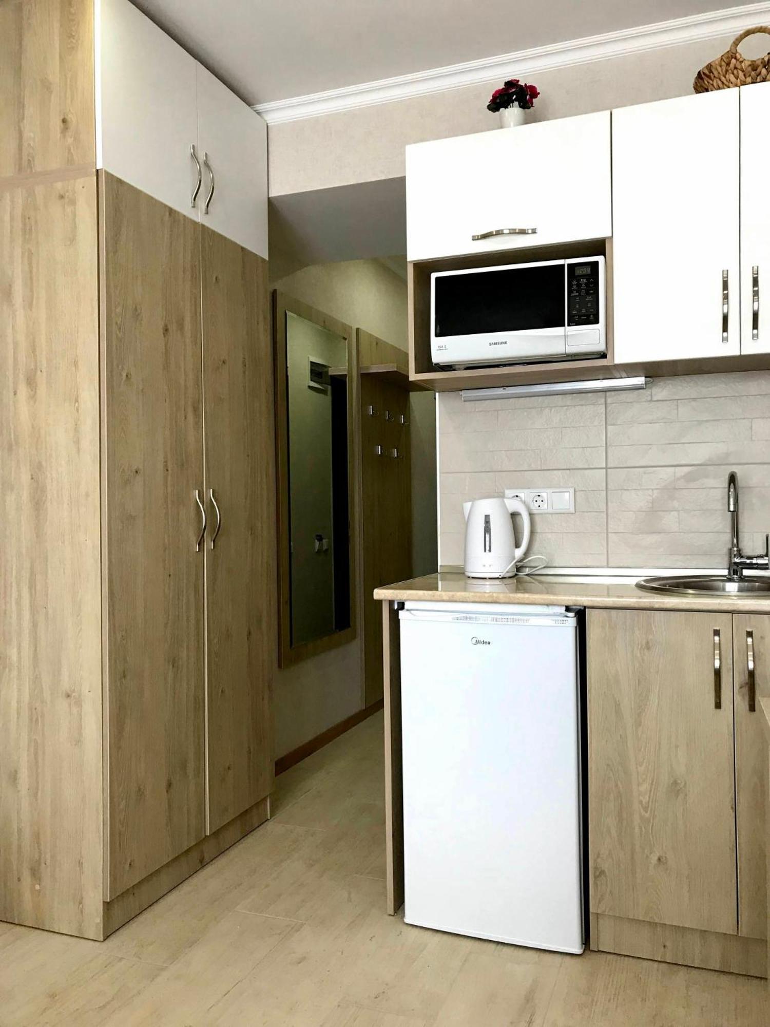 Orbi Beach Tower Aparts Батуми Екстериор снимка