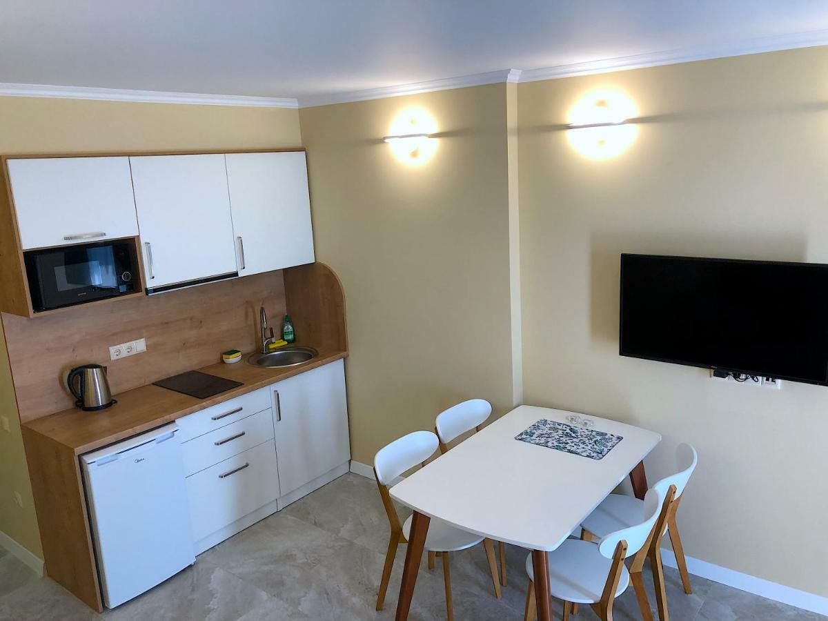 Orbi Beach Tower Aparts Батуми Екстериор снимка