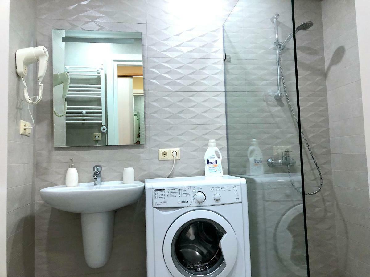 Orbi Beach Tower Aparts Батуми Екстериор снимка
